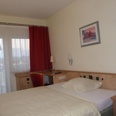 Hotel Ring Park Бухен Екстериор снимка