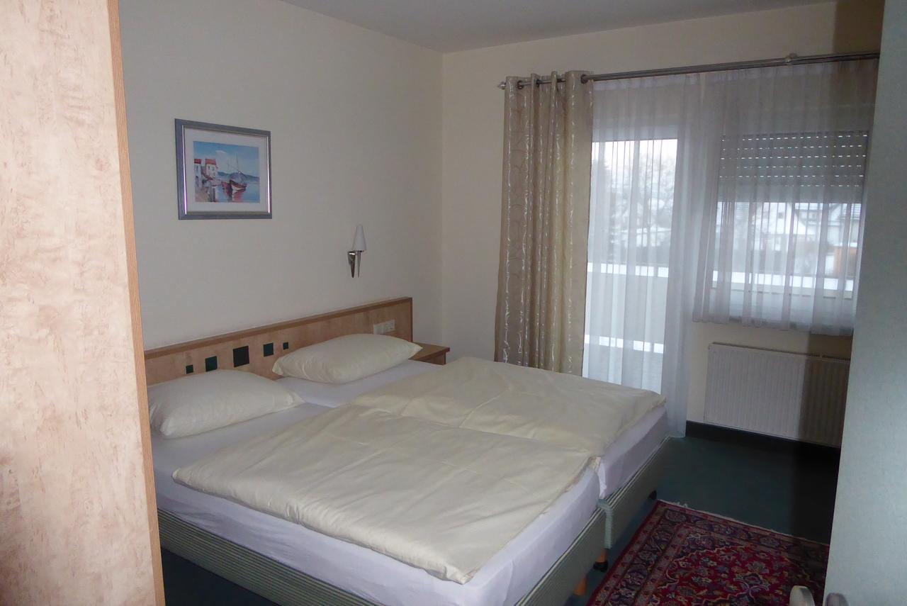 Hotel Ring Park Бухен Екстериор снимка