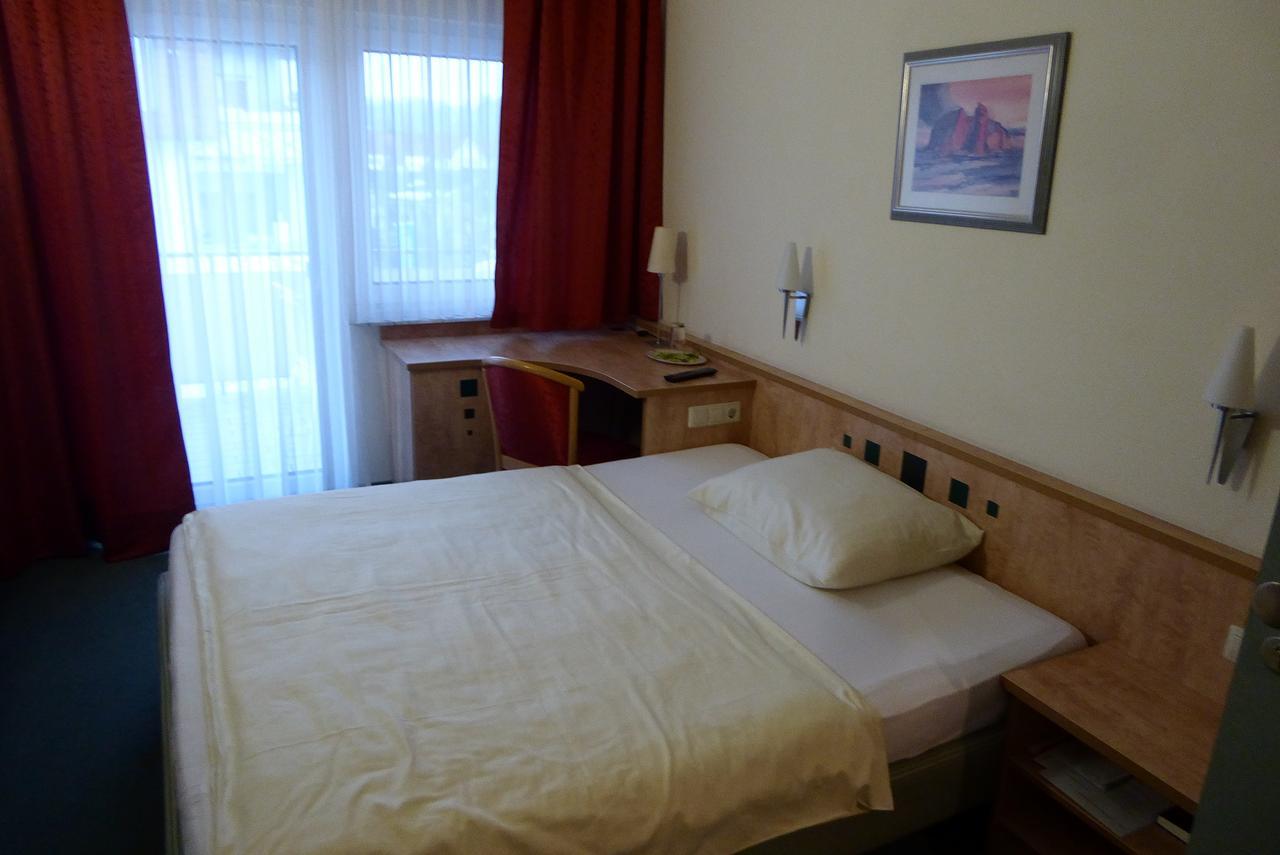 Hotel Ring Park Бухен Екстериор снимка