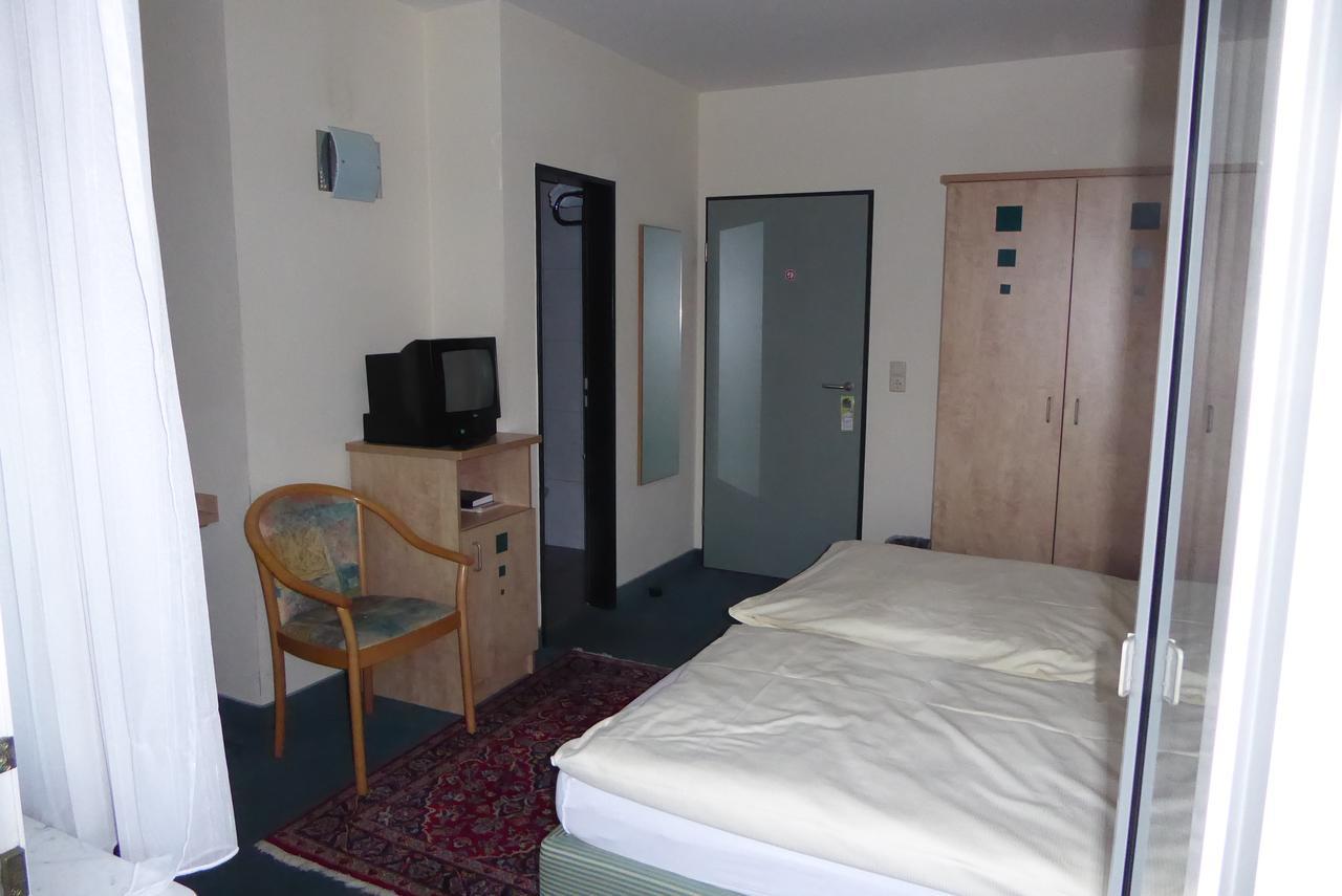 Hotel Ring Park Бухен Екстериор снимка