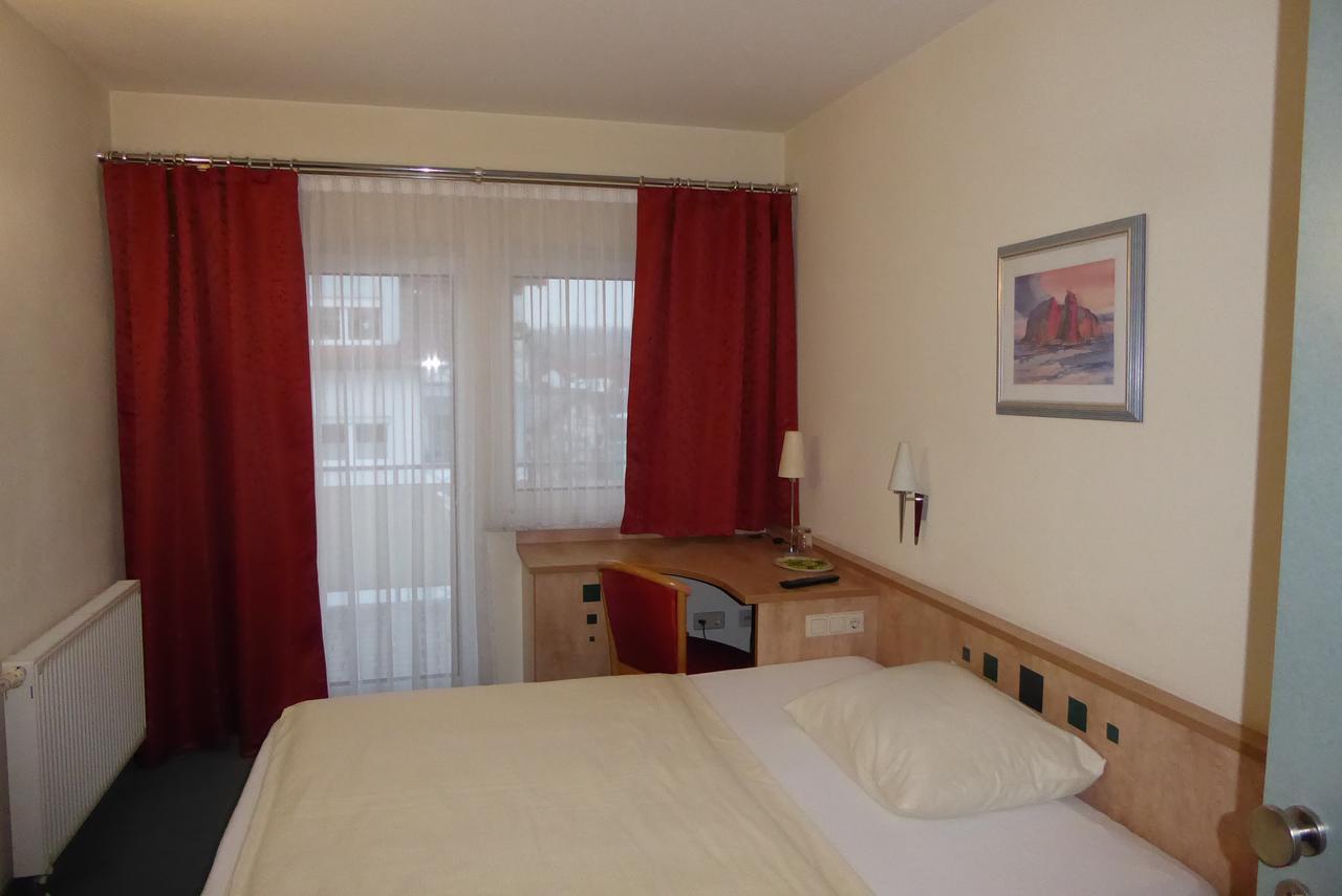 Hotel Ring Park Бухен Екстериор снимка