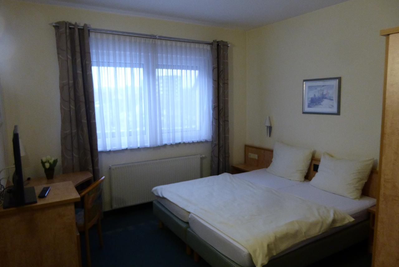 Hotel Ring Park Бухен Екстериор снимка